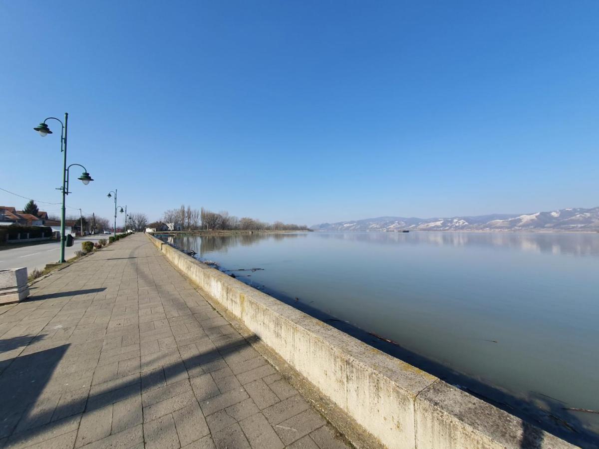 Апартаменти Andjelka A26 Веліко-Ґрадіште Екстер'єр фото